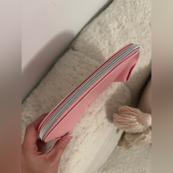 Saie Cosmetic Bag - Picture 2 of 4